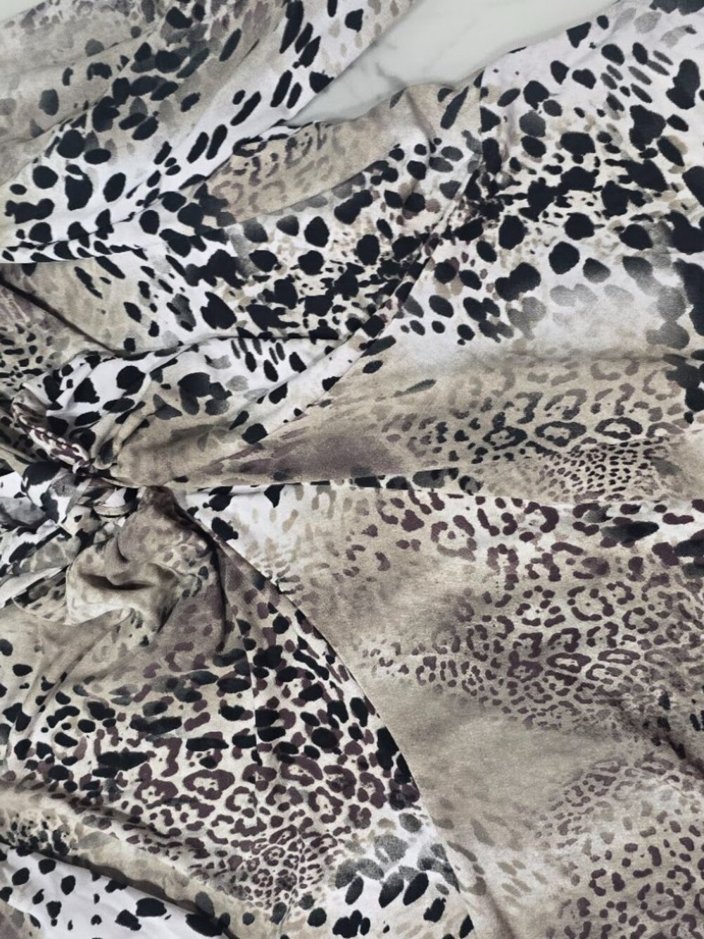 VENUS Womens XL Animal Print Wrap Top Bell Sleeve Tie Waist Blouse Leopard - Picture 5 of 9